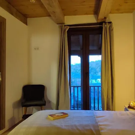 La Solana Del Abuelo Andres Otel